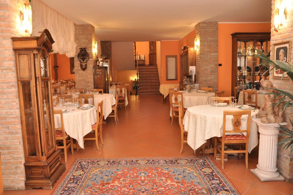 הוילה Santa Giuletta Agriturismo Corte Montini מראה חיצוני תמונה