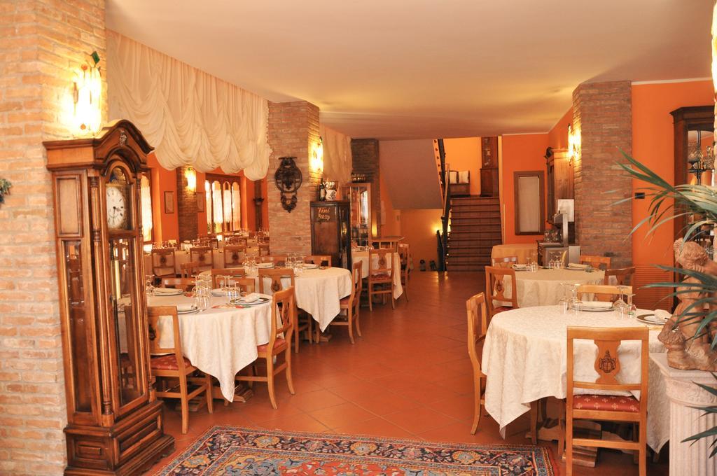 הוילה Santa Giuletta Agriturismo Corte Montini מראה חיצוני תמונה