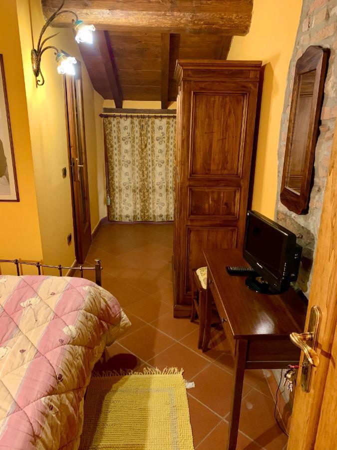 הוילה Santa Giuletta Agriturismo Corte Montini מראה חיצוני תמונה